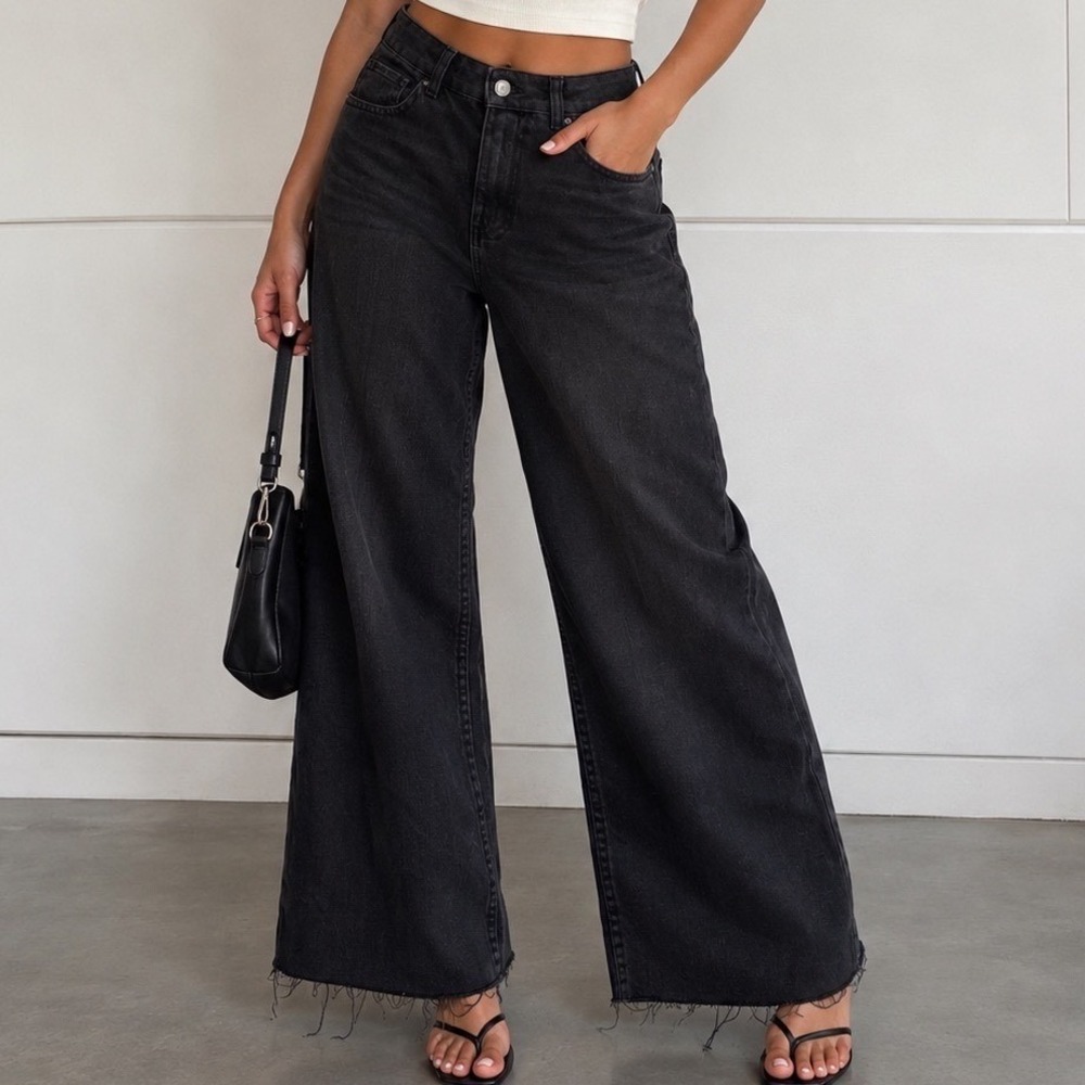 ASOS DESIGN Wide Leg Baggy Jeans Washed Black Raw Hem High Rise 28/30 gf